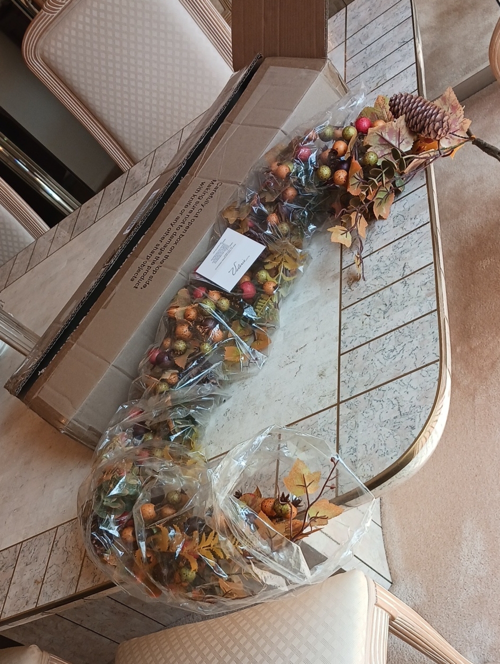 Harvest Berry & Leaf Garland- 4ft Long, By Valeri/QVC..NEW ....ITEM IN BOX - Picture 9 of 12